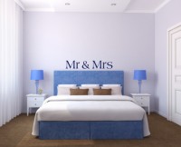 Szablony z napisami Mr & Mrs do sypialni